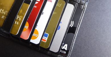 ¿Cómo transferir saldos de tarjetas de crédito y ahorrar en intereses?